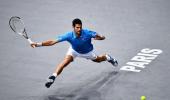 Paris Masters: Djokovic cruises, Murray struggles, Wawrinka out