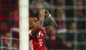 Bundesliga: Bayern down Gladbach as Dortmund stumble again