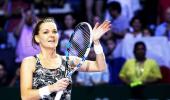 Radwanska, Kuznetsova in WTA Tour Finals semis