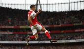 Arsenal blank Chelsea after first half blitz