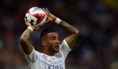 Danny Simpson extends Leicester contract until 2019