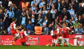 Arsenal edge City to set up FA Cup final with Chelsea