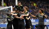 Chelsea inch closer to EPL title with win at Everton