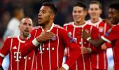 PHOTOS: Bayern thrash PSG; Barcelona, United win