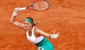 'Kiki' Mladenovic feeds off home crowd to advance in Paris