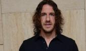 WATCH: Carles Puyol plays football at Metro Station