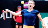 Halep cruises into Italian Open final