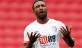 At 35, can Defoe rise in EPL scoring chart?