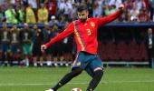 Football Briefs: Pique announces end of international career