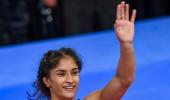 Vinesh, Sakshi book CWG berths