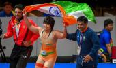 Kakran, Manju win bronze at Asian wrestling