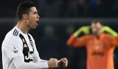 Substitute Ronaldo saves 10-man Juve's unbeaten record