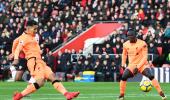 EPL PHOTOS: Liverpool down Saints; Newcastle shock Manchester United