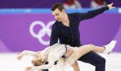 Loved up US figure skaters show how it's done on Valentine's Day