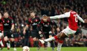 Europa League: Wenger praises Arsenal resilience as they reach quarters