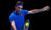 ATP Finals: Federer rebounds to keep hopes alive