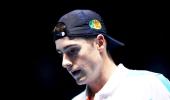 Bereaved Isner finds difficult to focus on match at ATP Tour Finals