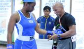 These women fight their way out of the slums, dream of boxing glory