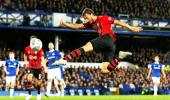 League Cup: Southampton beat Everton on penalties