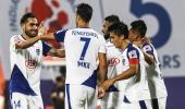 ISL: Chhetri scores twice as Bengaluru trounce Pune