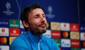 Win and they can fight over Messi's shirt, says PSV coach Van Bommel