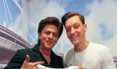 PIX: SRK hosted by Arsenal's Ozil at the Emirates