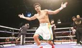 Vijender scores TKO win over Snider