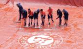 Women's French Open final delayed by men's semis, rain