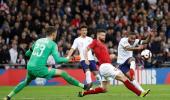 Euro qualifiers PICS: England rout Czechs