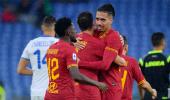 Soccer PHOTOS: Smalling stars in Roma's win