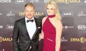 F1 star Bottas announces divorce from wife