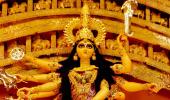 PV Sindhu mesmerised by Durga Puja festivities