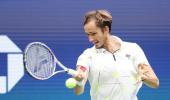 Medvedev goes from villain to hero at US Open