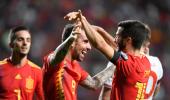 Euro qualifiers: Spain beat Faroe Islands, Italy win