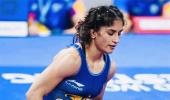 Wrestling Worlds: Vinesh qualifies for 2020 Olympics