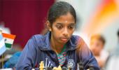 Speed Chess: Vaishali stuns former world champion