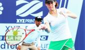 Young Algerian wins support after challenging Thiem