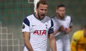 Europa League: Kane milestone in Spurs win, Milan lose