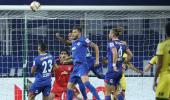 ISL: Hyderabad play goalless draw with Bengaluru