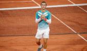 Wawrinka knocked out of French Open by wildcard