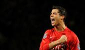 It's official! Ronaldo moves back to Manchester United