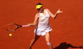 Pavlyuchenkova into French Open final at 50th attempt