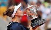 French Open: Unseeded Krejcikova wins 1st Grand Slam