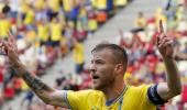 Euro 2020: Ukraine's Yarmolenko joins bottle bad boys