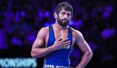 Bajrang Punia returns Padma Shri in protest