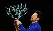 Djokovic downs Medvedev to claim Paris Masters title