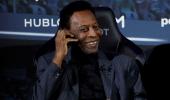 Pele recovering in hospital after removal of tumour