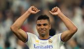 Manchester United to sign Real Madrid's Casemiro