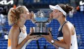 Krejcikova, Siniakova battle to win doubles title