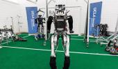 PIX: Humanoid robot ARTEMIS ready to play some soccer!